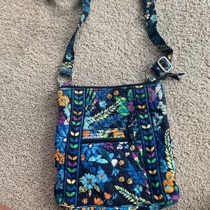 Vera Bradley Cross Bag